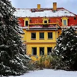 Sophienschloesschen Nahe Berlin - Exklusive Zeit Zwischen 5 Seen Mit Grosser Kueche, Gratis Sauna & 3500qm Garten Marienwerder