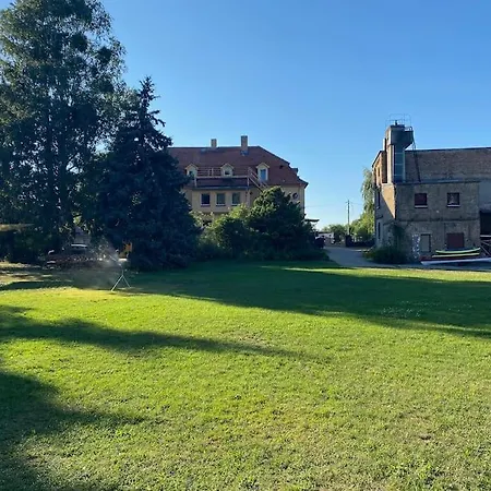 Sophienschloesschen Nahe Berlin - Exklusive Zeit Zwischen 5 Seen Mit Grosser Kueche, Gratis Sauna & 3500qm Garten Dom wakacyjny *