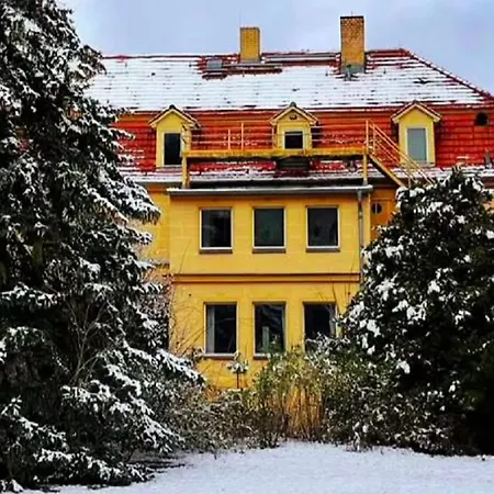 Sophienschloesschen Nahe Berlin - Exklusive Zeit Zwischen 5 Seen Mit Grosser Kueche, Gratis Sauna & 3500qm Garten Marienwerder