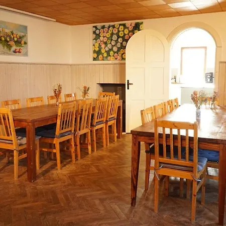 بيت للعطل Sophienschloesschen Nahe Berlin - Exklusive Zeit Zwischen 5 Seen Mit Grosser Kueche, Gratis Sauna & 3500qm Garten