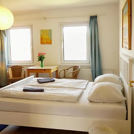 Sophienschloesschen Nahe Berlin - Exklusive Zeit Zwischen 5 Seen Mit Grosser Kueche, Gratis Sauna & 3500qm Garten * Marienwerder