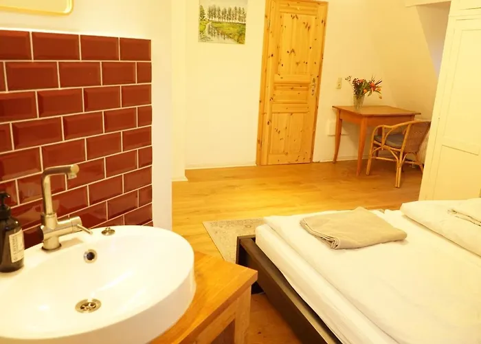 Sophienschloesschen Nahe Berlin - Exklusive Zeit Zwischen 5 Seen Mit Grosser Kueche, Gratis Sauna & 3500qm Garten * Marienwerder