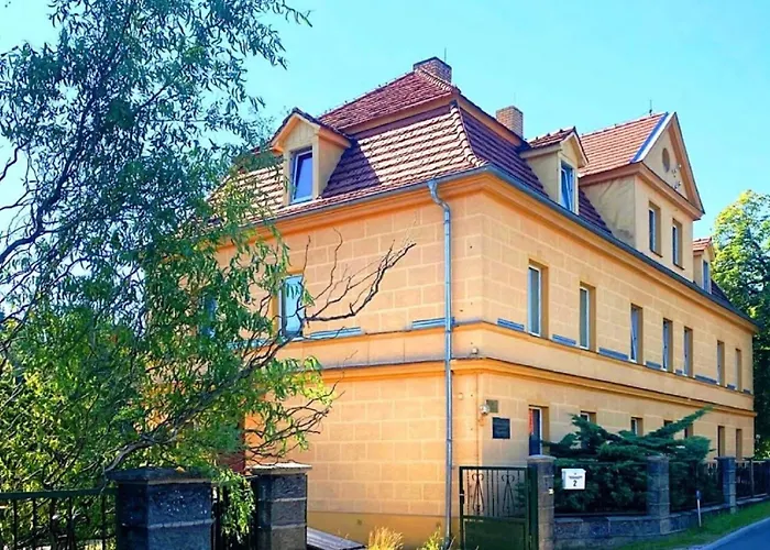 بيت للعطل Sophienschloesschen Nahe Berlin - Exklusive Zeit Zwischen 5 Seen Mit Grosser Kueche, Gratis Sauna & 3500qm Garten *