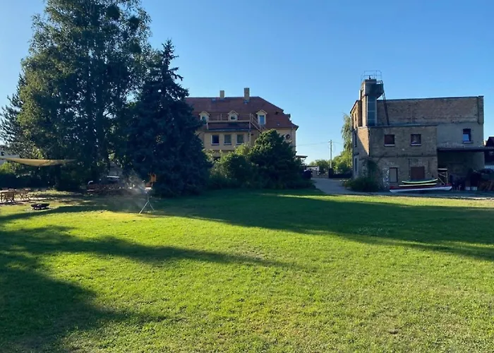 بيت للعطل Sophienschloesschen Nahe Berlin - Exklusive Zeit Zwischen 5 Seen Mit Grosser Kueche, Gratis Sauna & 3500qm Garten