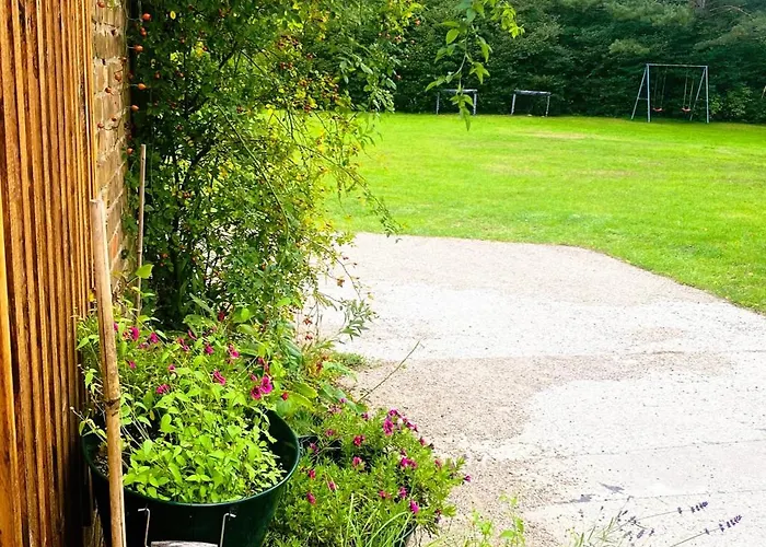 Sophienschloesschen Nahe Berlin - Exklusive Zeit Zwischen 5 Seen Mit Grosser Kueche, Gratis Sauna & 3500qm Garten بيت للعطل *